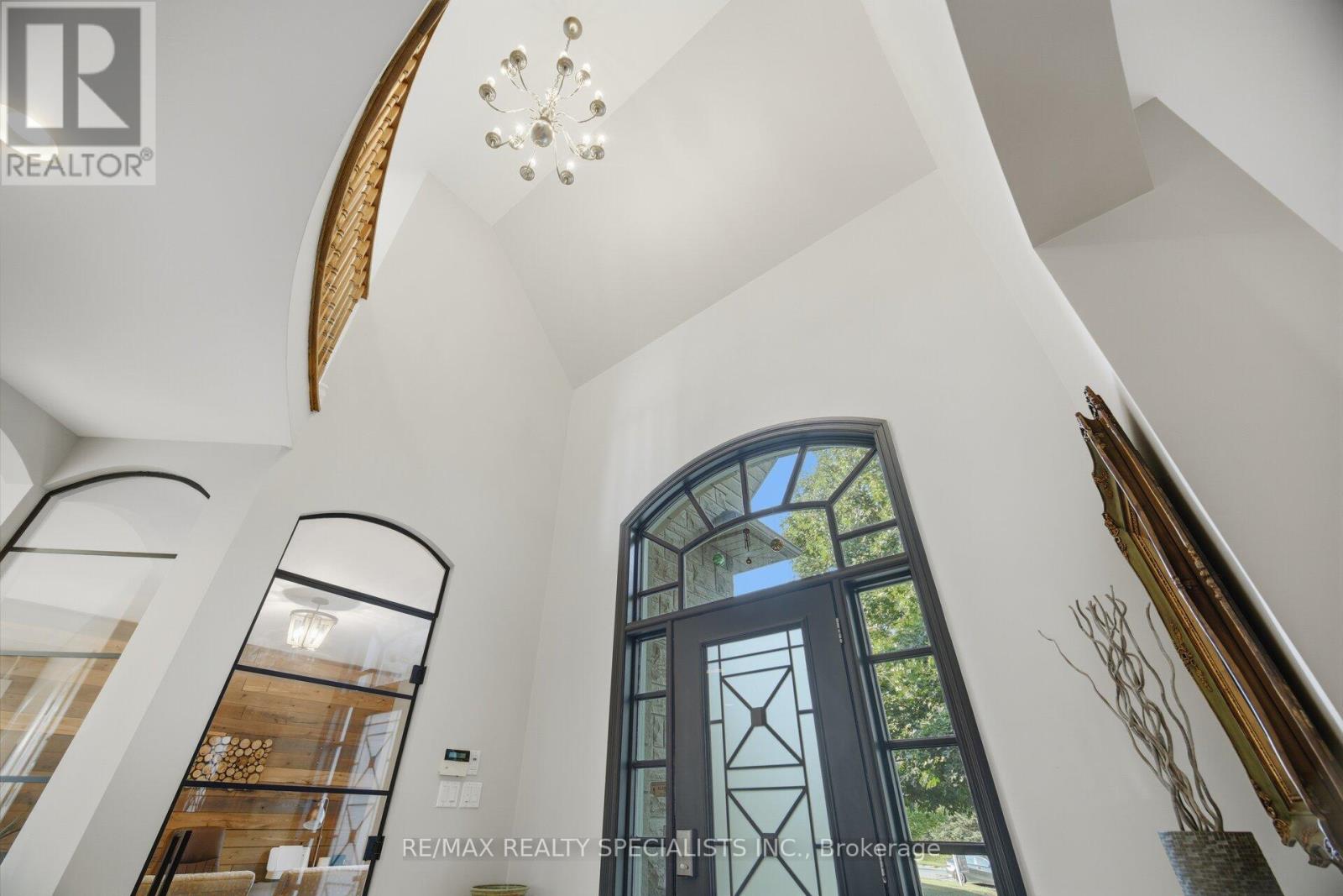 4 Tranquility Court, Caledon, Ontario L7E 3R7 - Photo 6 - W13753596