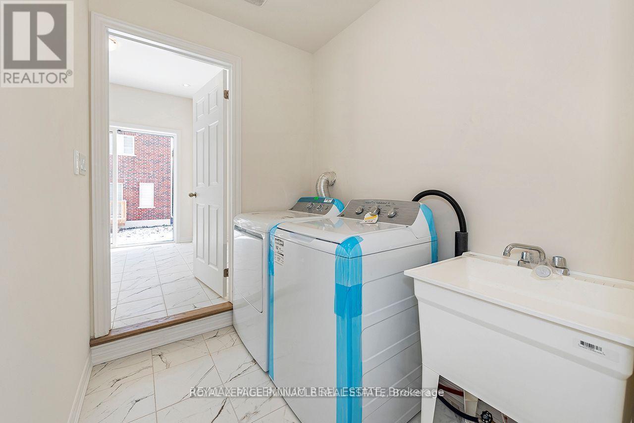 3904 Koenig Road, Burlington, Ontario  L7M 0Z5 - Photo 14 - W13753656