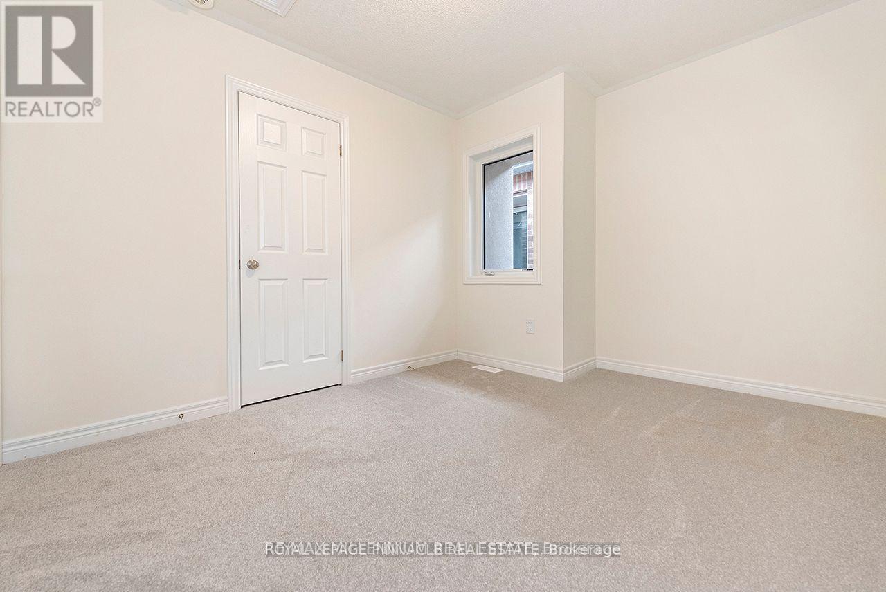 3904 Koenig Road, Burlington, Ontario  L7M 0Z5 - Photo 21 - W13753656