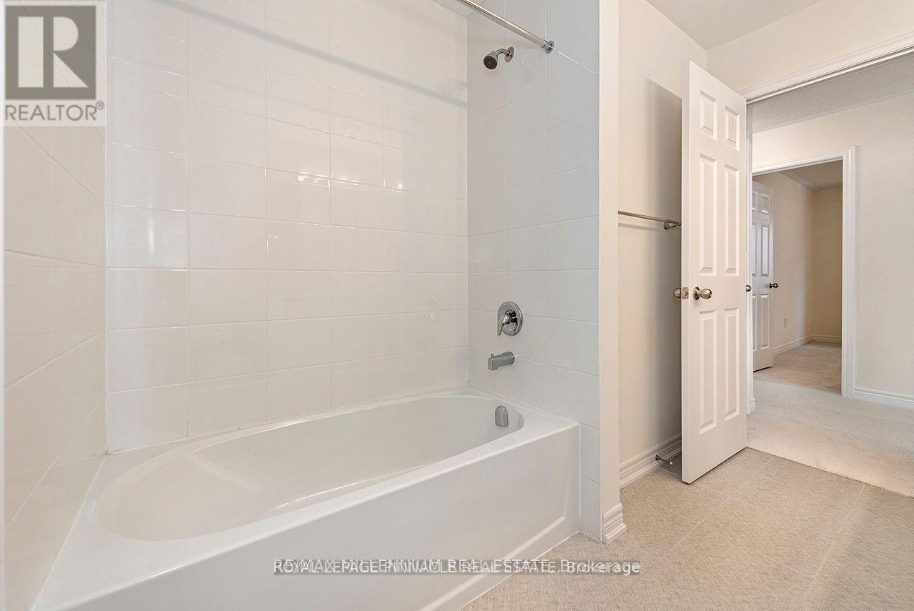 3904 Koenig Road, Burlington, Ontario  L7M 0Z5 - Photo 30 - W13753656
