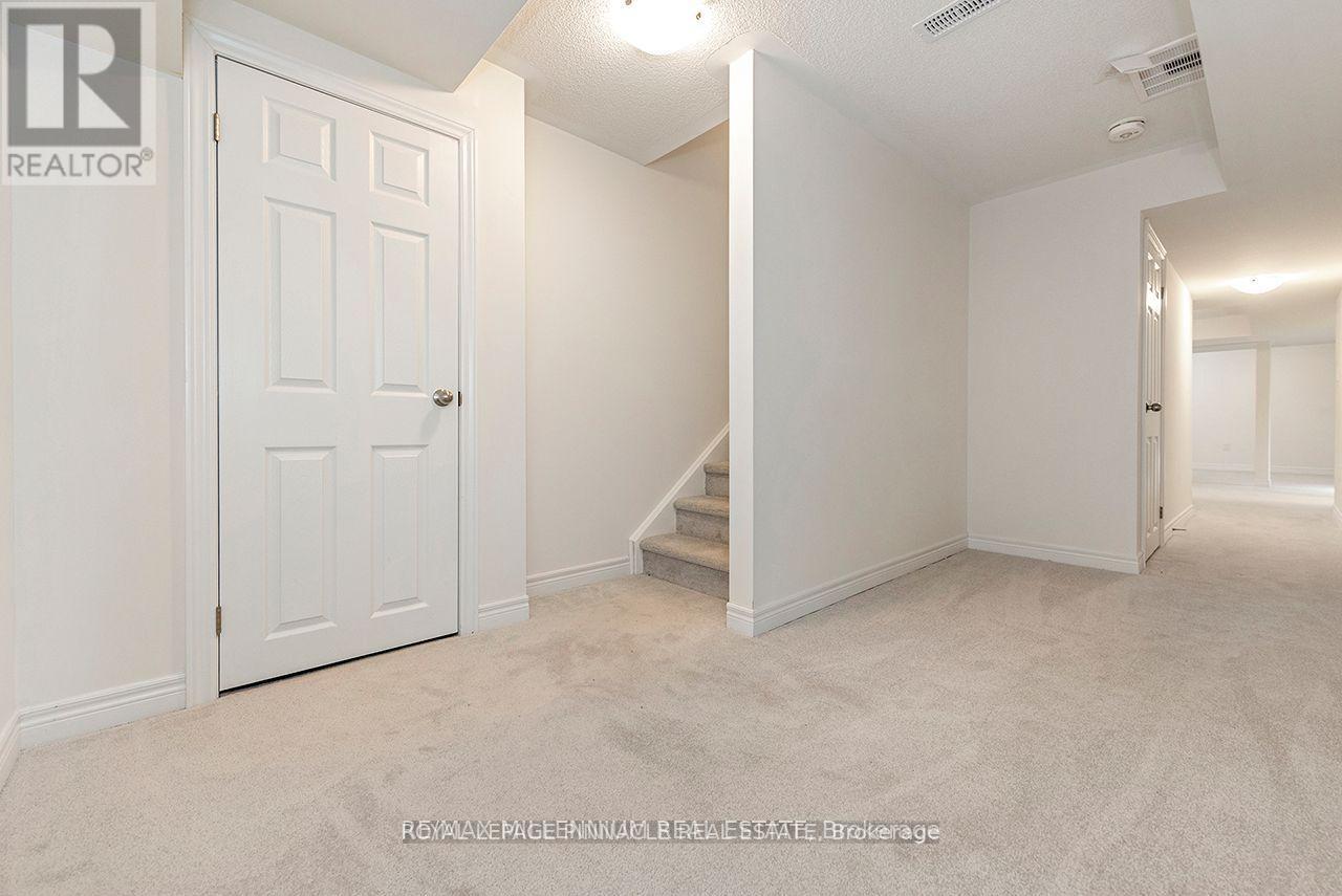 3904 Koenig Road, Burlington, Ontario  L7M 0Z5 - Photo 35 - W13753656