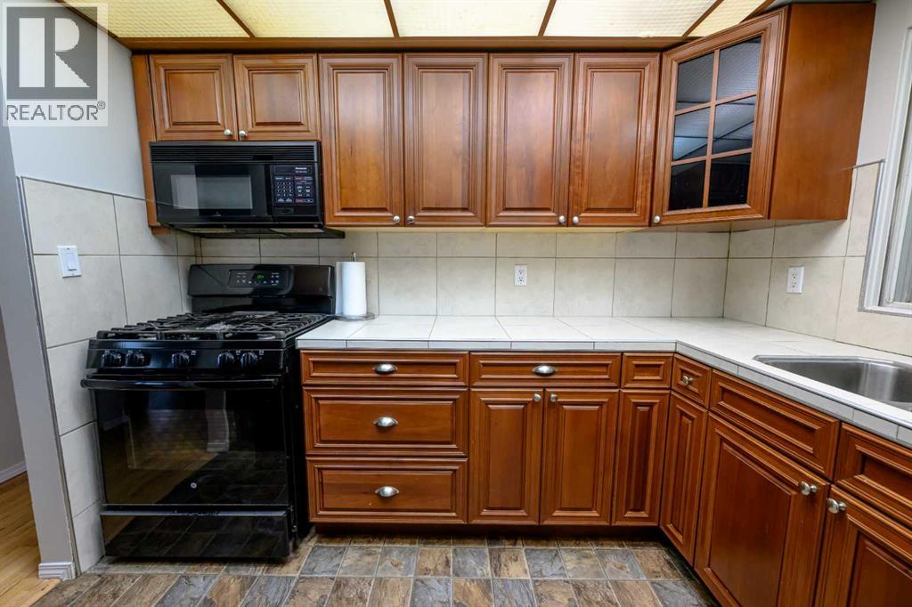 9923 88 Avenue photo 13