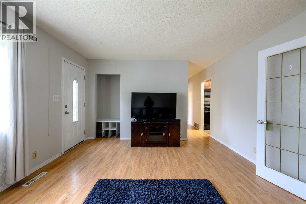 9923 88 Avenue photo 21