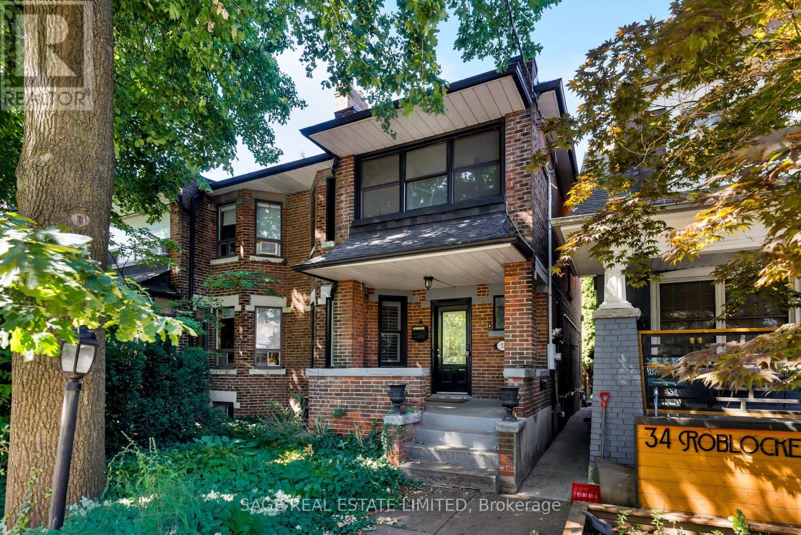 MAIN - 32 ROBLOCKE AVENUE, Toronto, Ontario