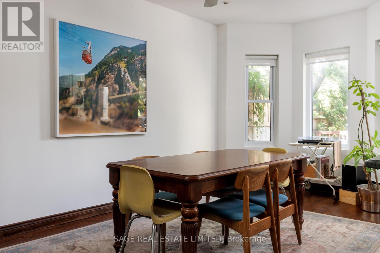 Main - 32 Roblocke Avenue, Toronto, Ontario  M6G 3R7 - Photo 14 - W13753756