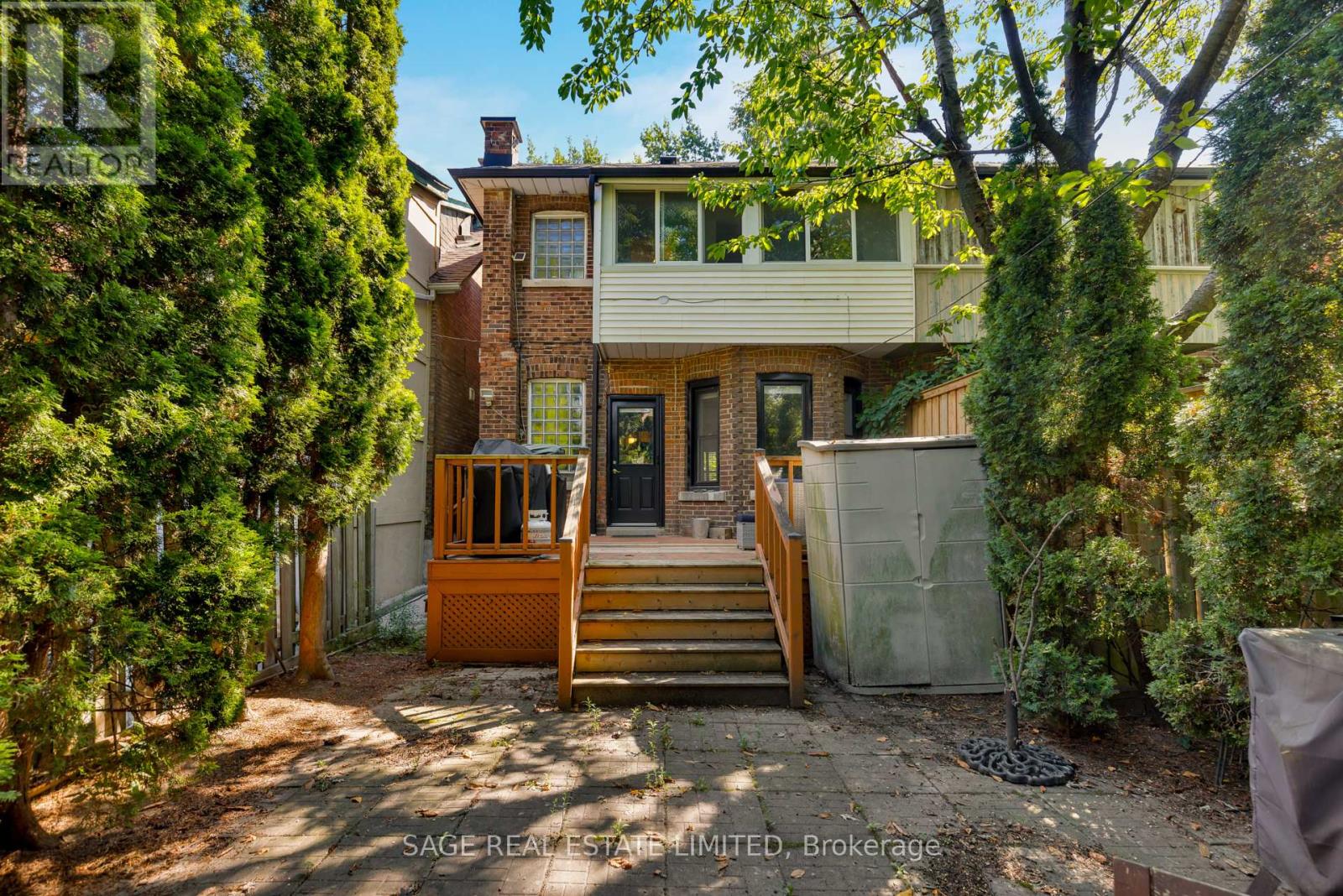 Main - 32 Roblocke Avenue, Toronto, Ontario  M6G 3R7 - Photo 30 - W13753756