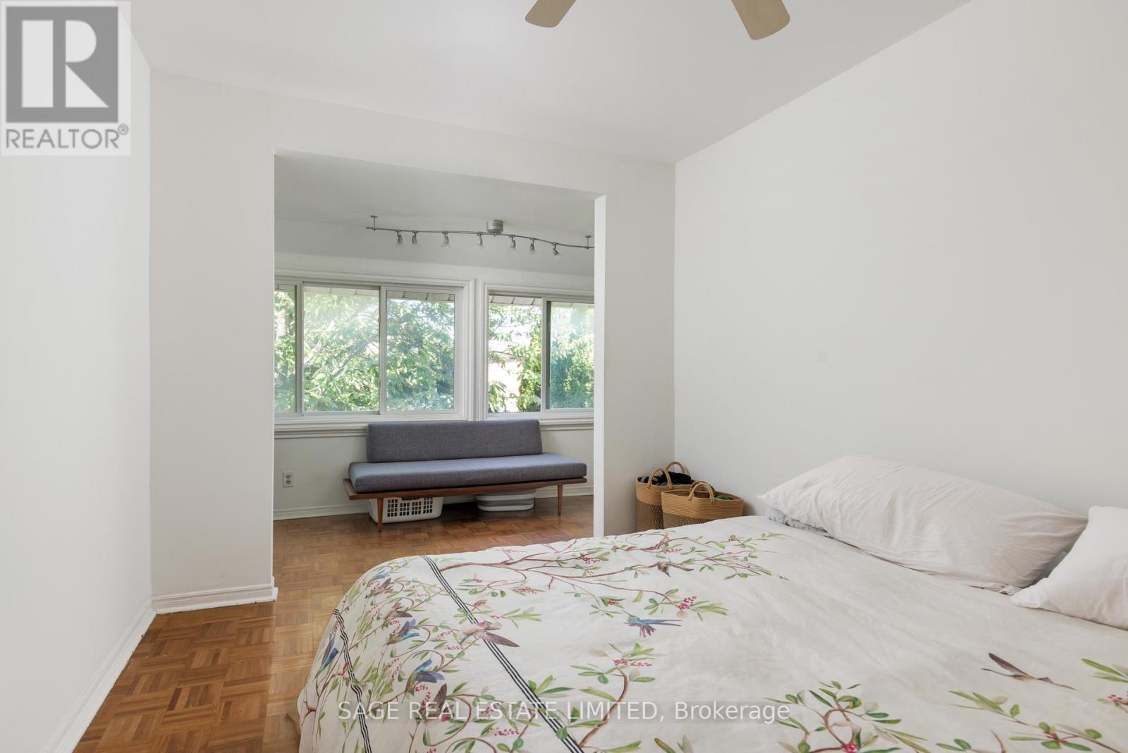 Main - 32 Roblocke Avenue, Toronto, Ontario  M6G 3R7 - Photo 44 - W13753756