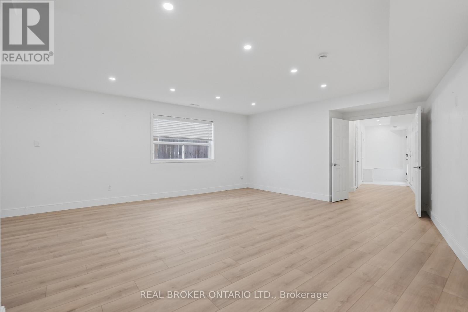 Lower - 1498 Paddington Court, Burlington, Ontario  L7M 1W7 - Photo 8 - W13753766