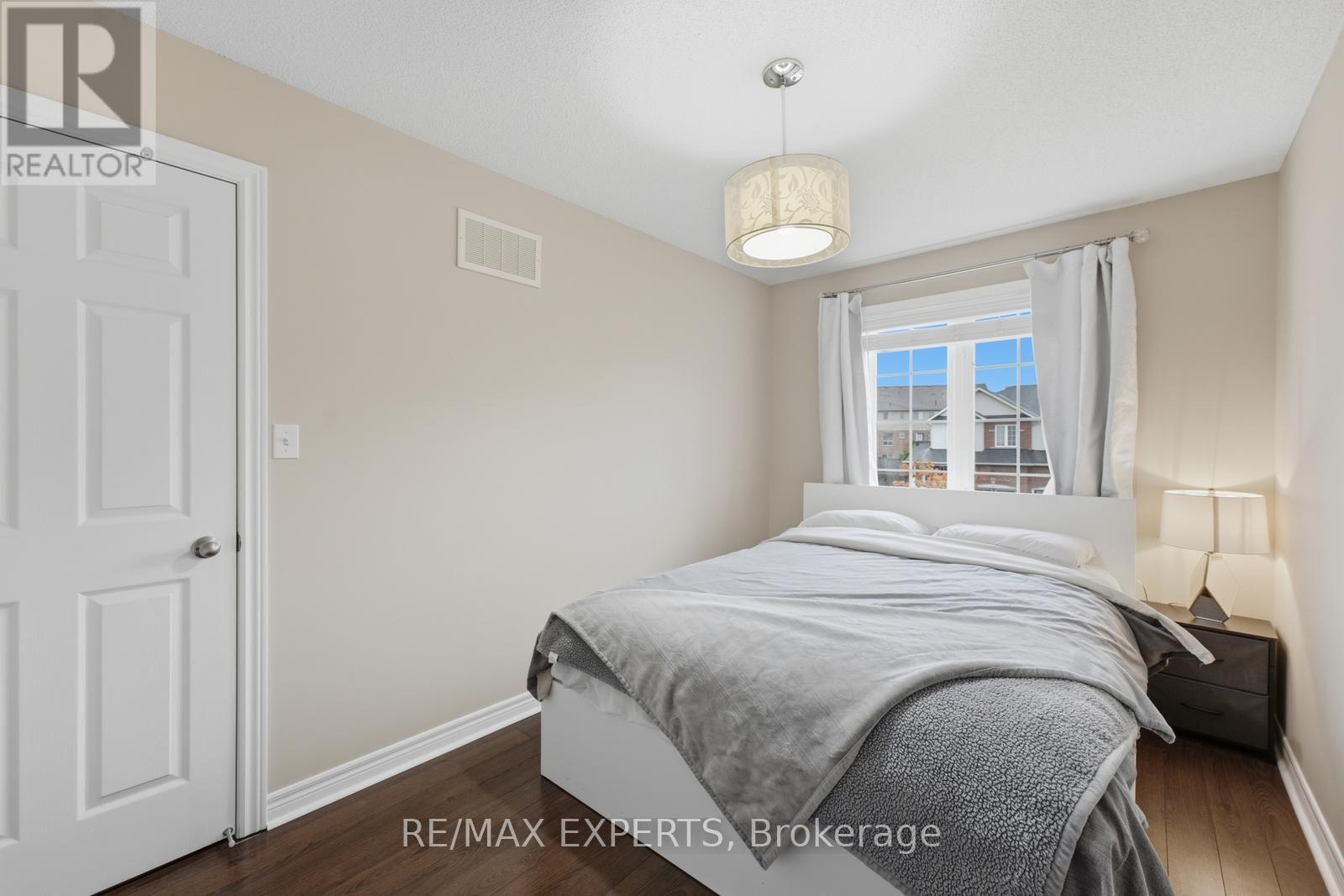 72 Victor Large Way, Orangeville, Ontario L9W 0B6 - Photo 23 - W13753770