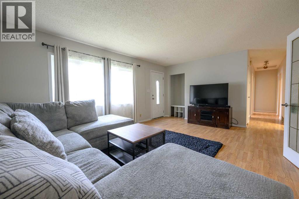9923 88 Avenue photo 5