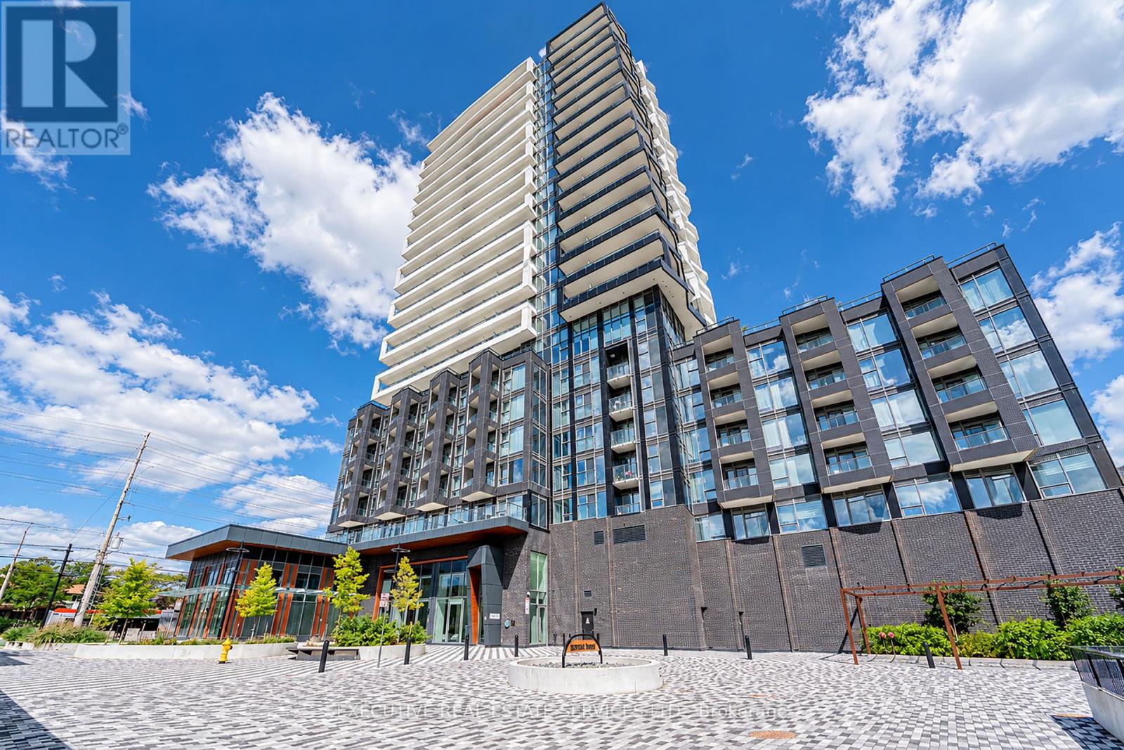 1310 - 260 Malta Avenue, Brampton, Ontario  L6Y 6L7 - Photo 2 - W13753772