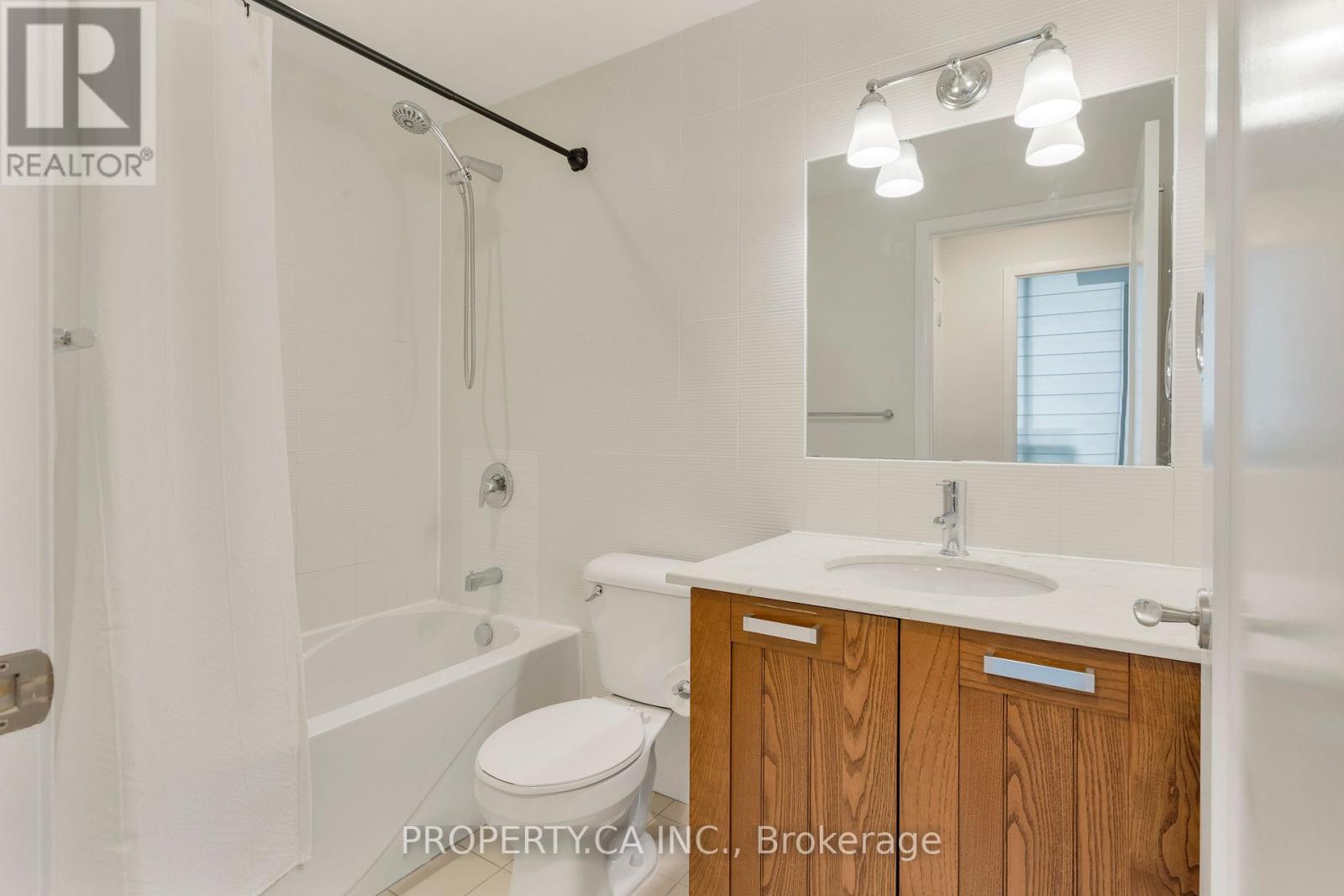 703 - 3391 Bloor Street W, Toronto, Ontario  M8X 1G3 - Photo 21 - W13753780