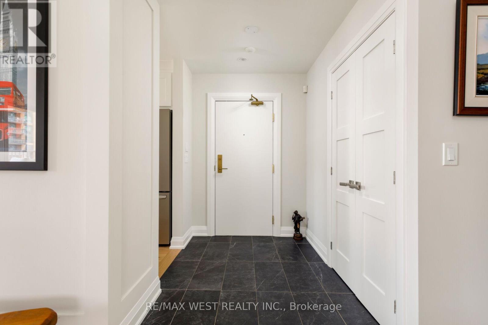 905 - 399 Elizabeth Street, Burlington, Ontario  L7R 0A4 - Photo 4 - W13753794