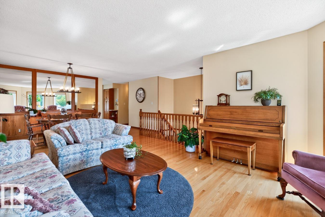 133 Meadowview Dr, Sherwood Park, Alberta  T8H 1P8 - Photo 4 - E4507503