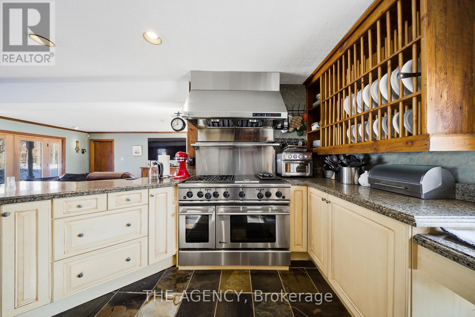 30 Goodfellow Crescent, King, Ontario  L0G 1N0 - Photo 14 - N13753162