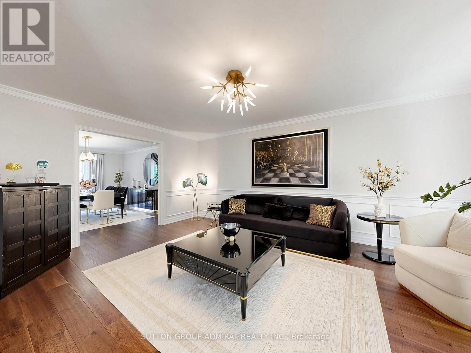 48 Petch Crescent, Aurora, Ontario  L4G 5N9 - Photo 3 - N13753412