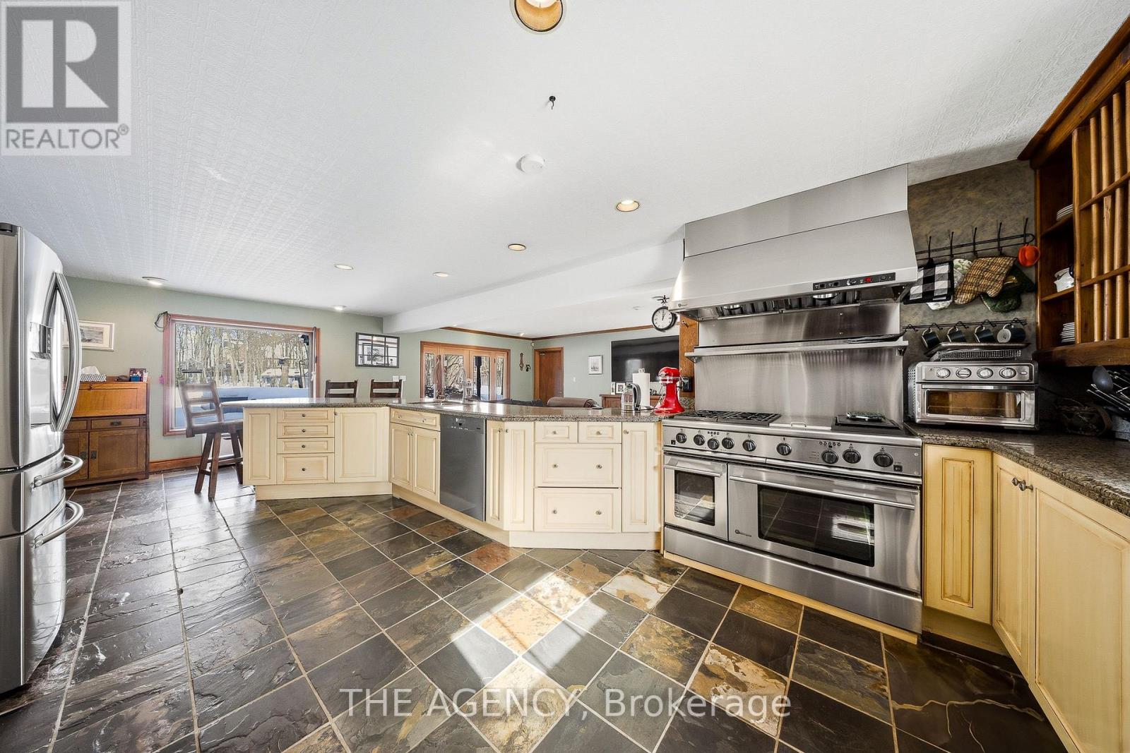 30 Goodfellow Crescent, King, Ontario  L0G 1N0 - Photo 13 - N13753162