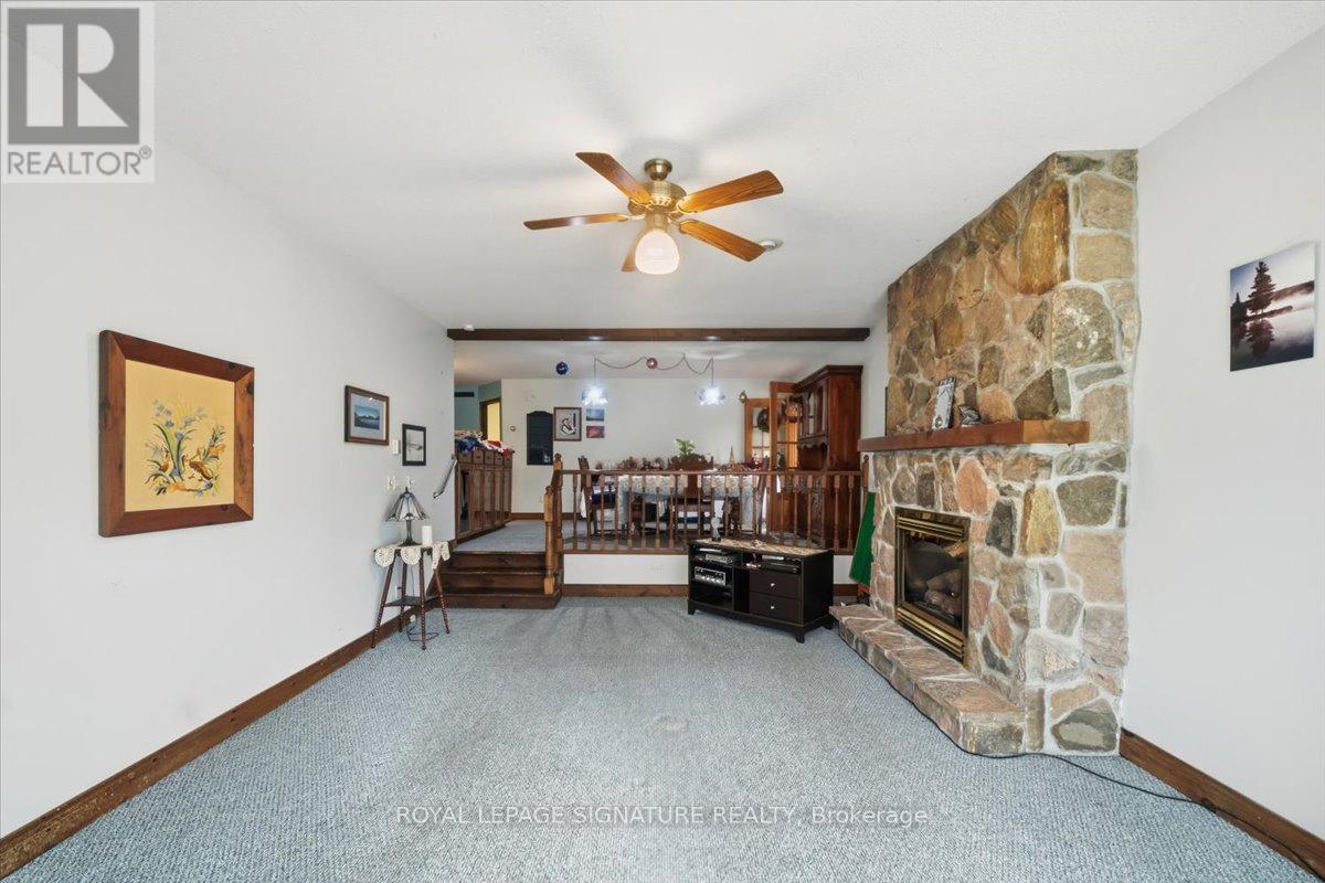 2212-1 Highway 60, Lake Of Bays, Ontario  P1H 2J6 - Photo 22 - X13753606