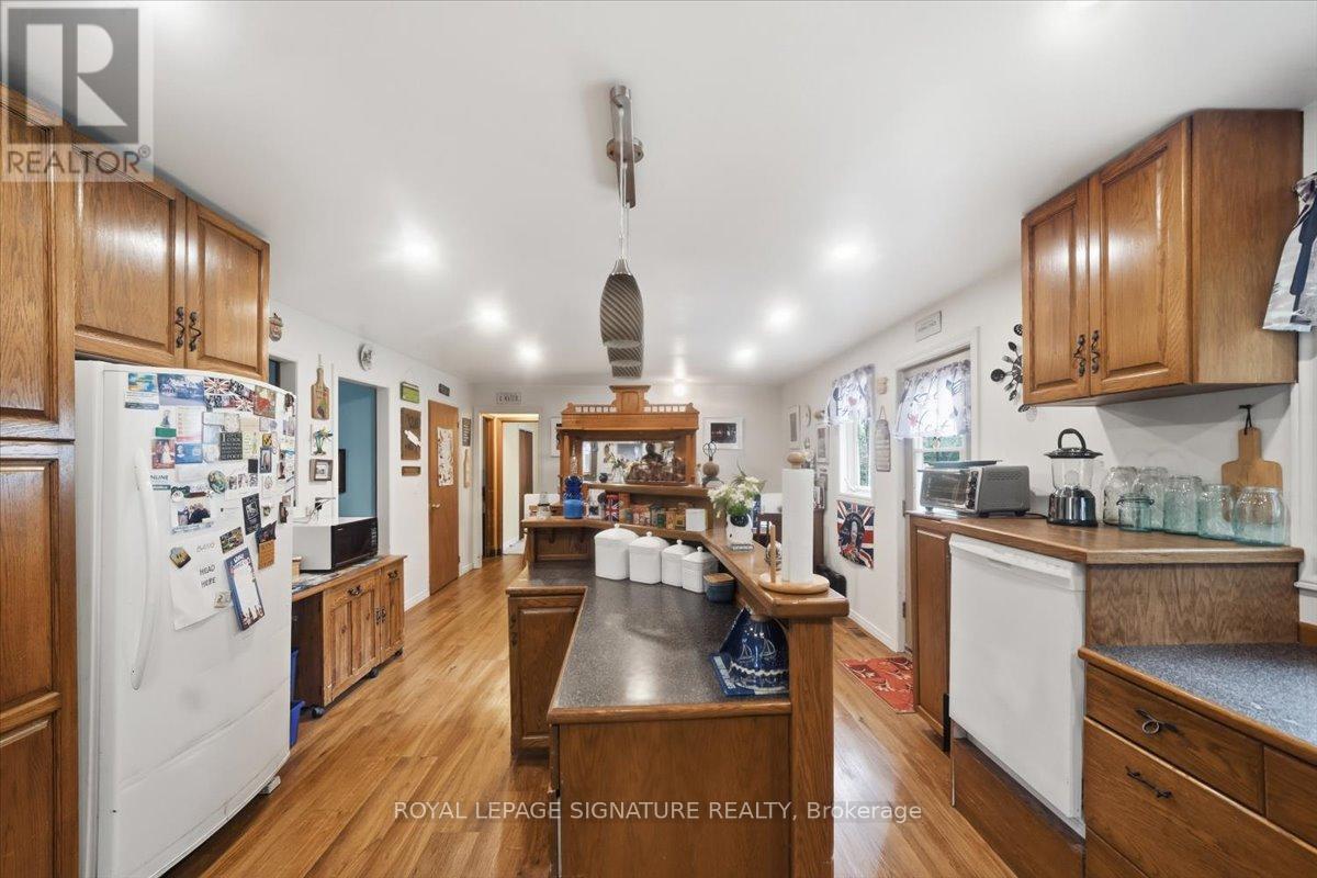 2212-1 Highway 60, Lake Of Bays, Ontario  P1H 2J6 - Photo 8 - X13753606