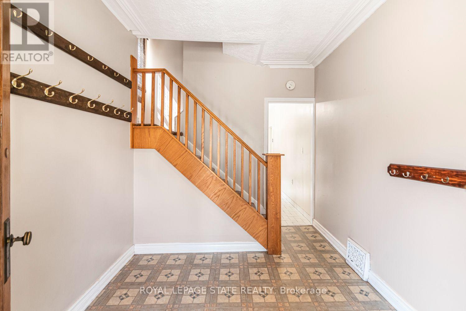 75 Kensington Avenue N, Hamilton, Ontario  L8L 7N3 - Photo 7 - X13753720