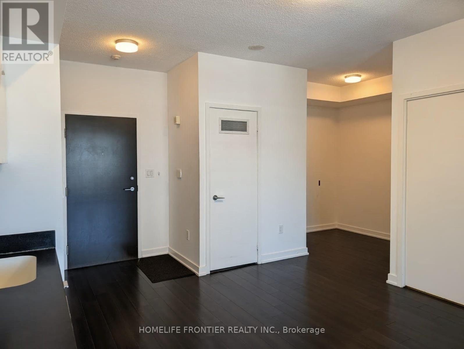 1017 - 151 Dan Leckie Way, Toronto, Ontario  M5V 4B2 - Photo 2 - C13732842