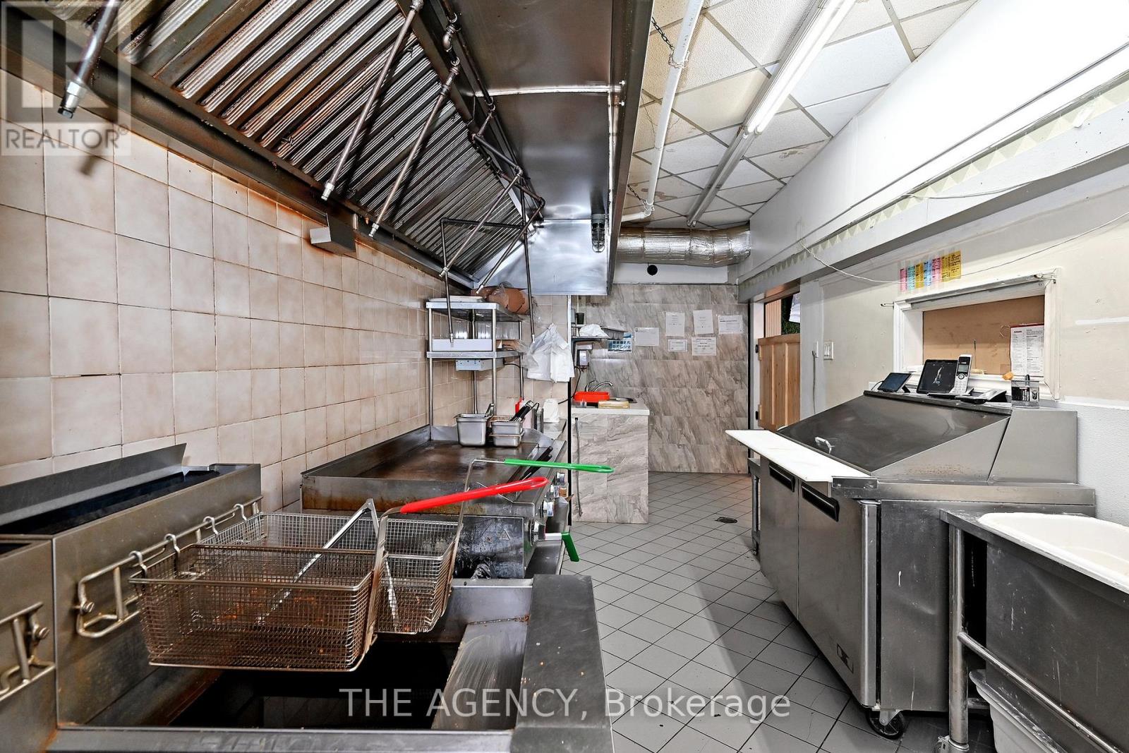 B-1 - 1540 Dundas Street E, Whitby, Ontario  L1N 2K7 - Photo 26 - E13610084