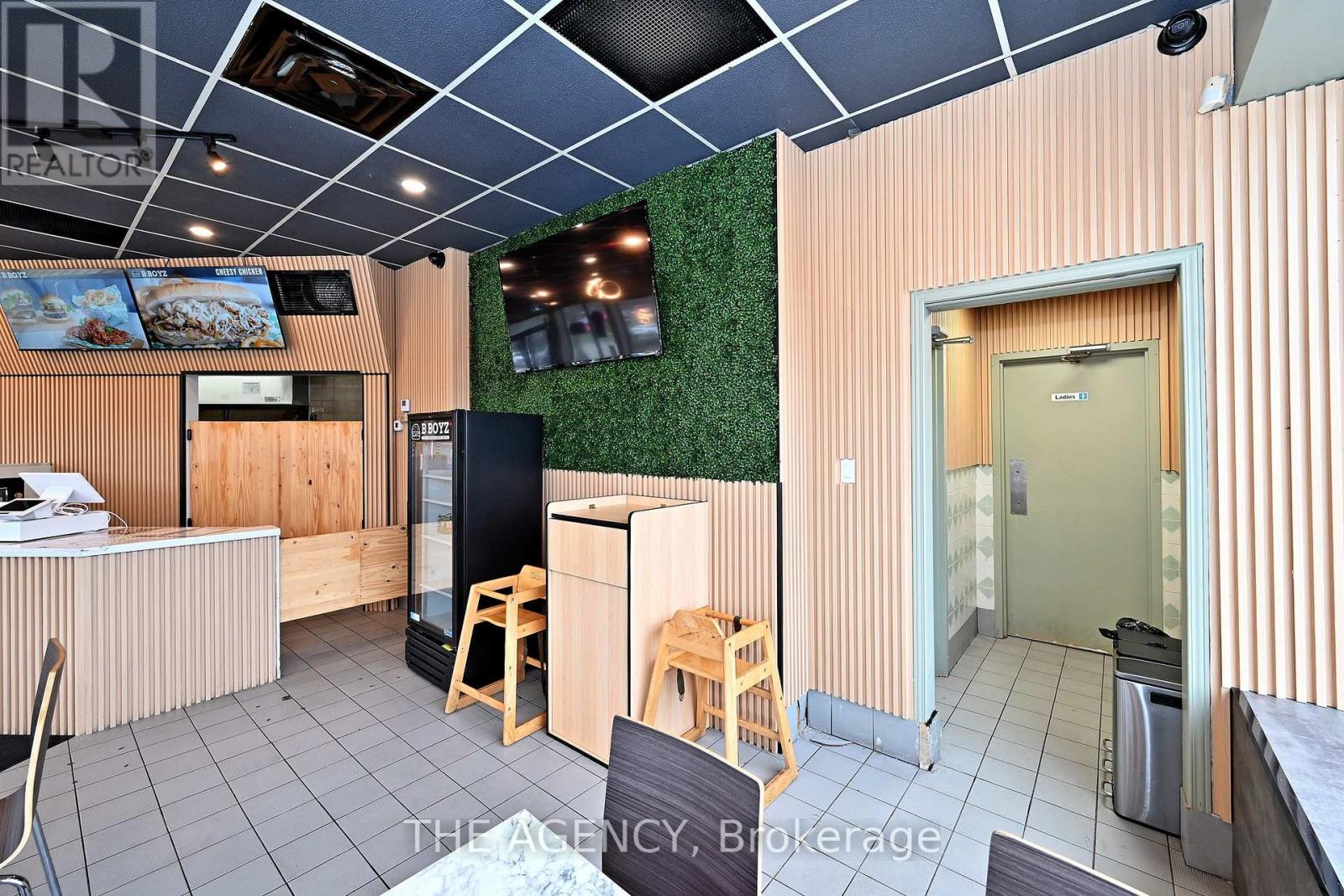 B-1 - 1540 Dundas Street E, Whitby, Ontario  L1N 2K7 - Photo 8 - E13610084
