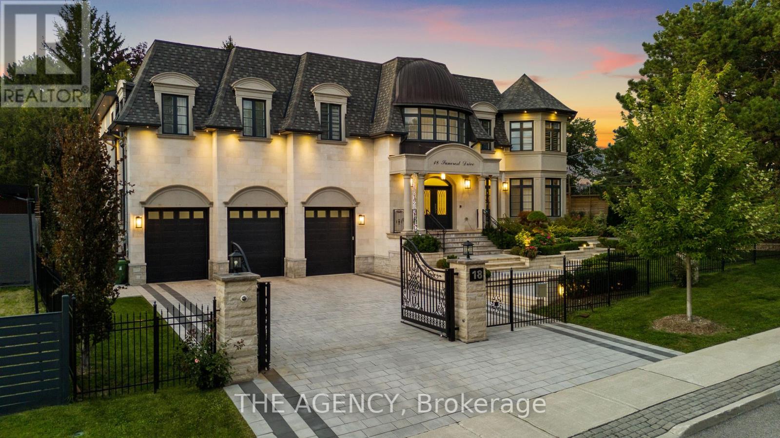 18 SUNCREST DRIVE, Toronto, Ontario