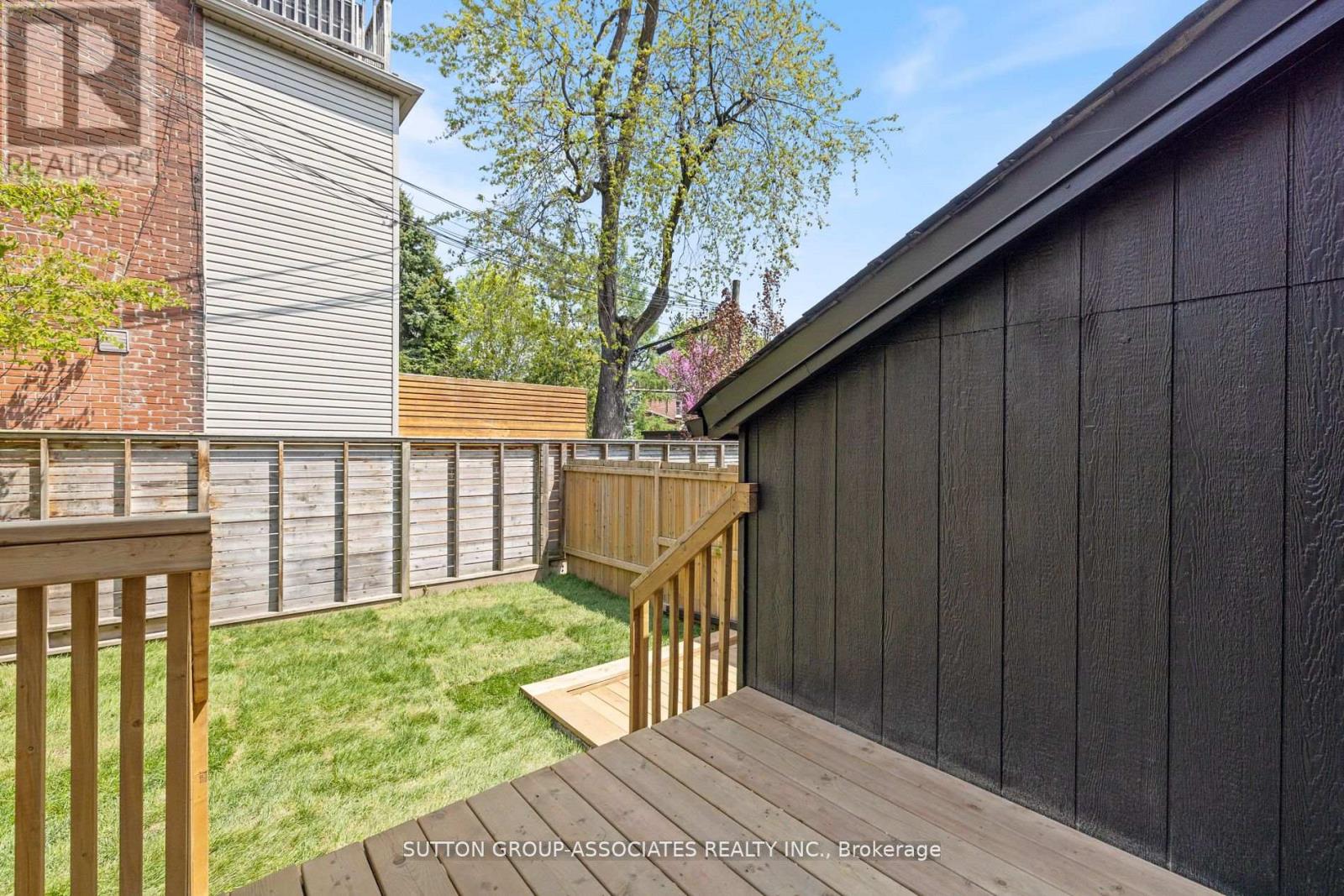 853 Manning Avenue, Toronto, Ontario  M6G 2X1 - Photo 31 - C13753750
