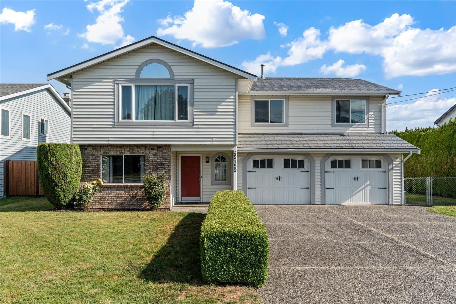 45199 Stevenson Road, Sardis West Vedder, Chilliwack, British Columbia  V2R 1L9 - Photo 3 - R3161564