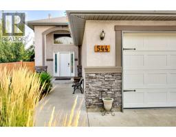 544 Couleesprings Crescent S, Lethbridge, Alberta
