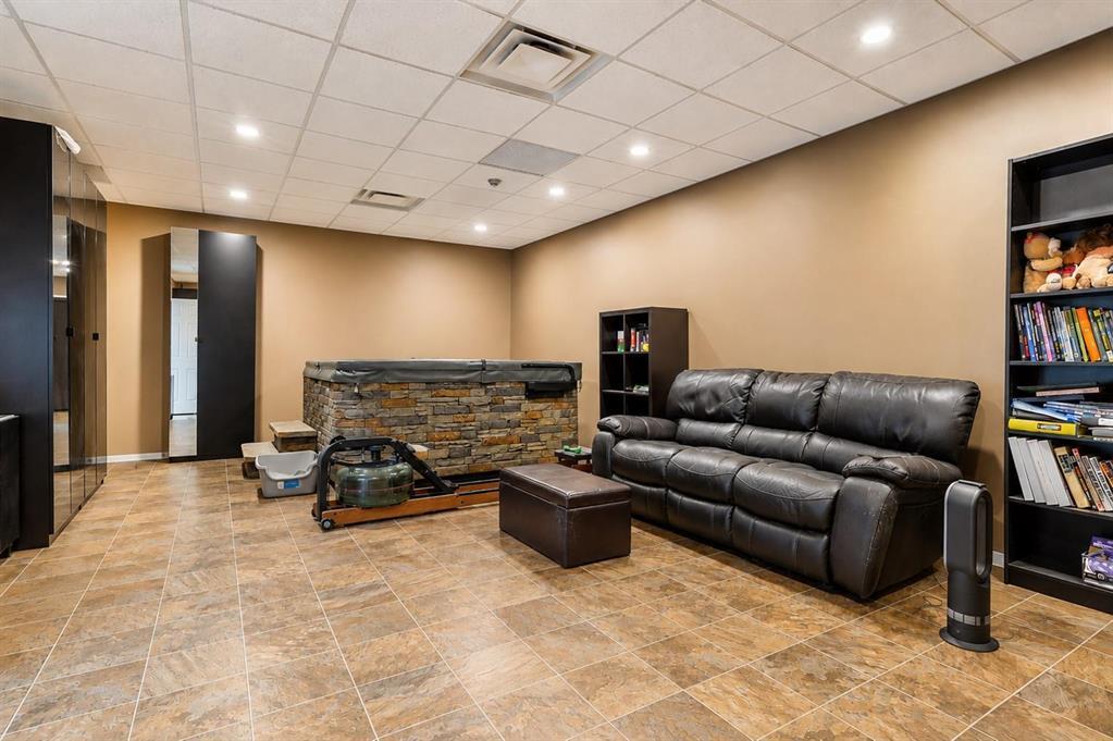 80 Acres Drive, Steinbach, Manitoba  R5G 0W5 - Photo 11 - 202622041
