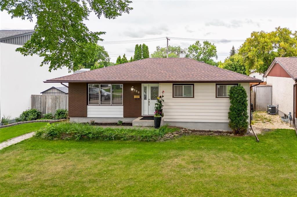 386 Harold Avenue E, Winnipeg, Manitoba R2C 0R9 - Photo 0 - 202622401