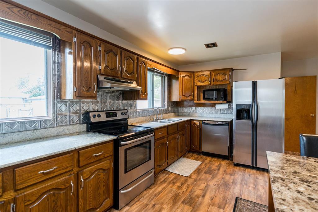 386 Harold Avenue E, Winnipeg, Manitoba R2C 0R9 - Photo 13 - 202622401