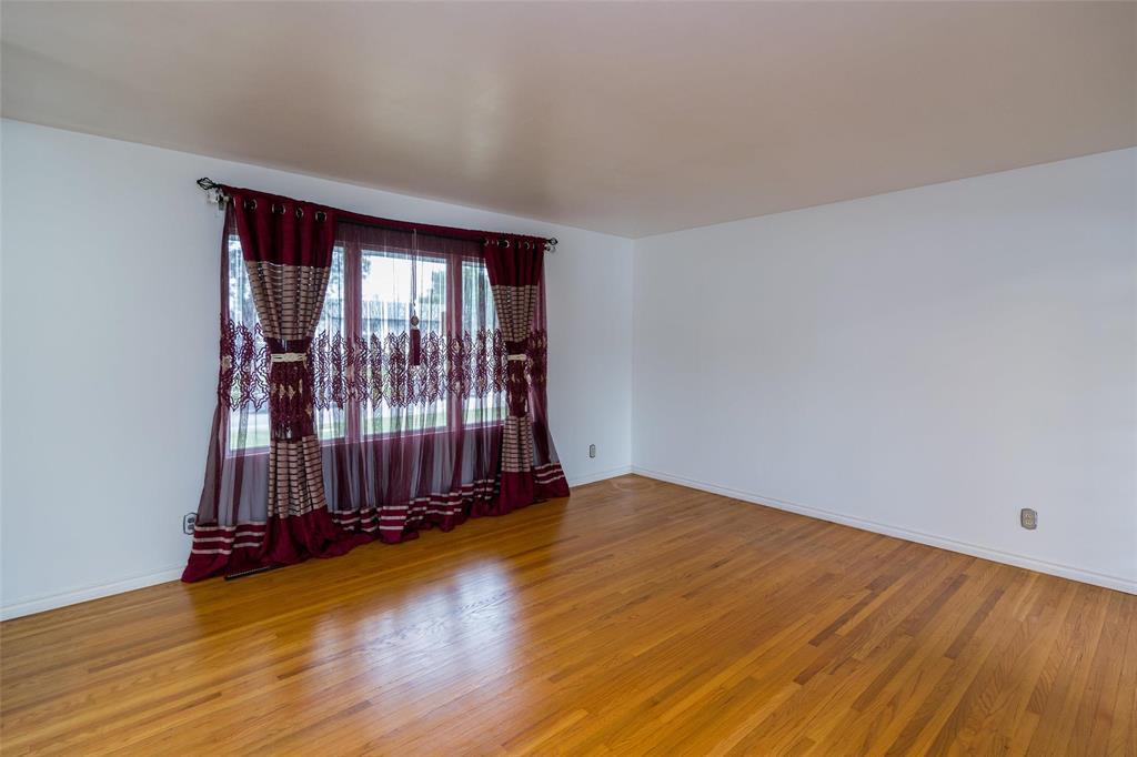 386 Harold Avenue E, Winnipeg, Manitoba R2C 0R9 - Photo 6 - 202622401