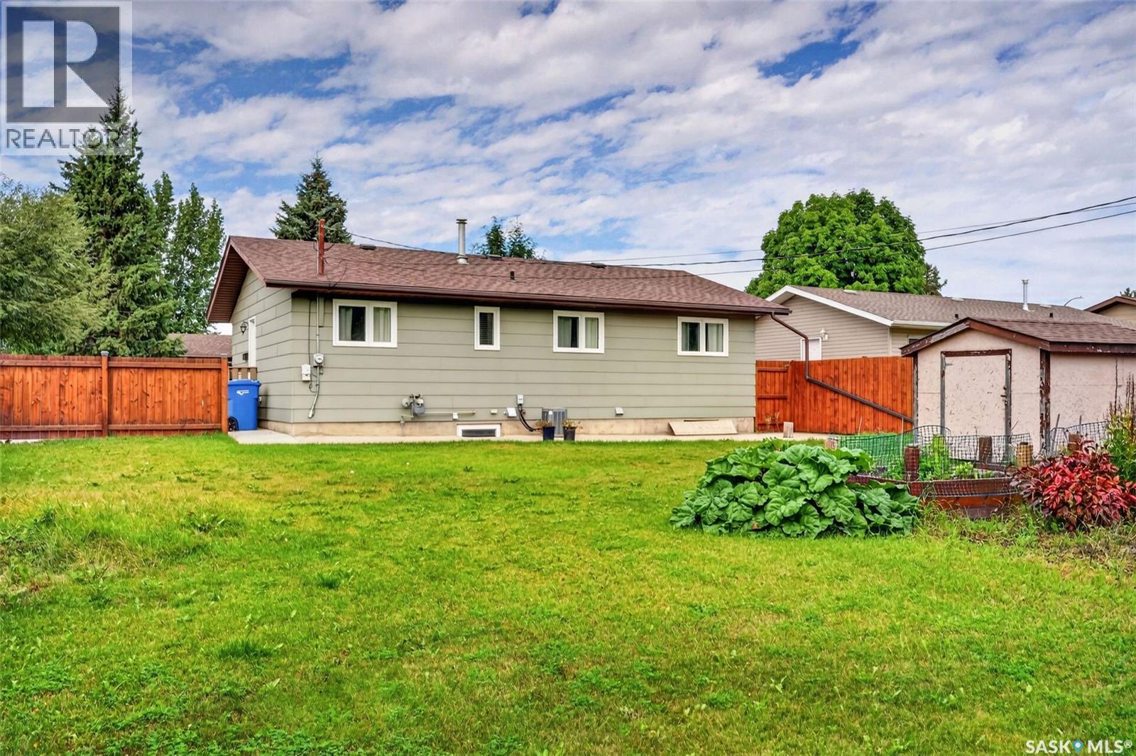 107 Elizabeth Street, Melfort, Saskatchewan  S0E 1A0 - Photo 4 - SK047775