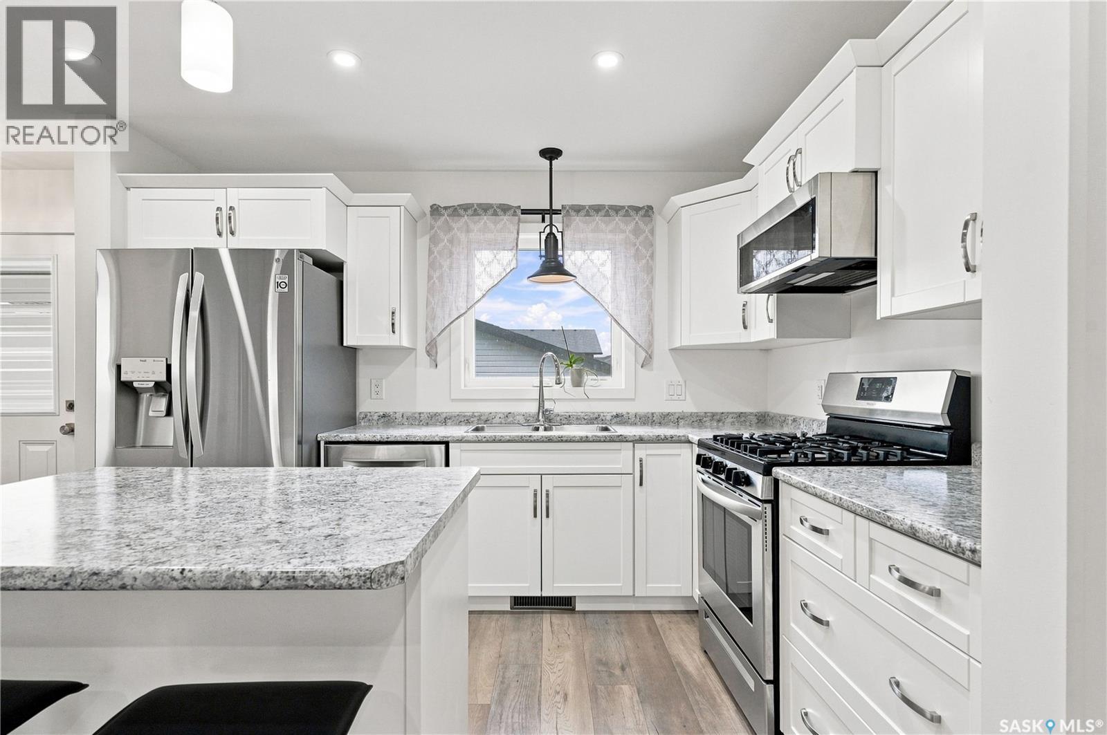 119 Reddekopp Crescent, Warman, Saskatchewan  S0K 4S3 - Photo 4 - SK047774