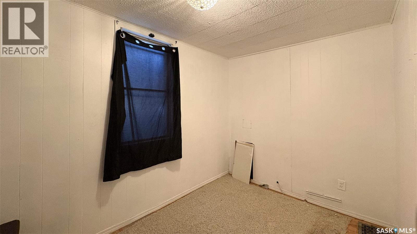 2034 Quebec Street, Regina, Saskatchewan  S4P 1J9 - Photo 12 - SK047762