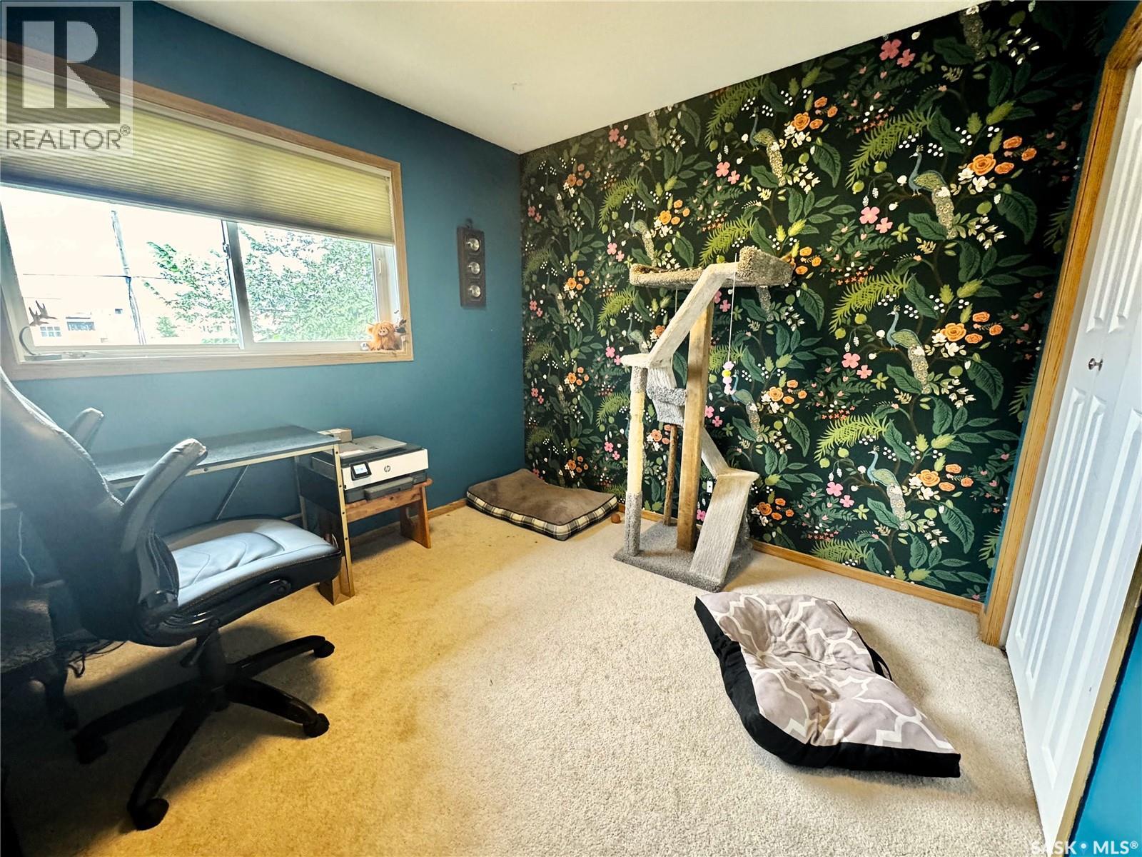 518 6th Avenue Nw, Swift Current, Saskatchewan  S9H 0Y6 - Photo 10 - SK047754