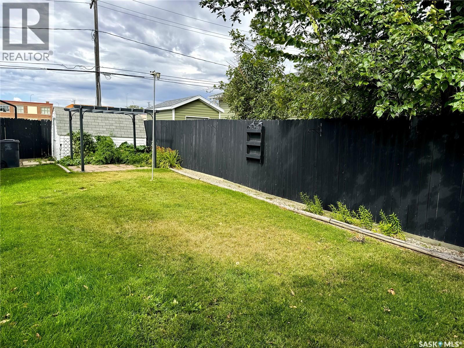 518 6th Avenue Nw, Swift Current, Saskatchewan  S9H 0Y6 - Photo 22 - SK047754