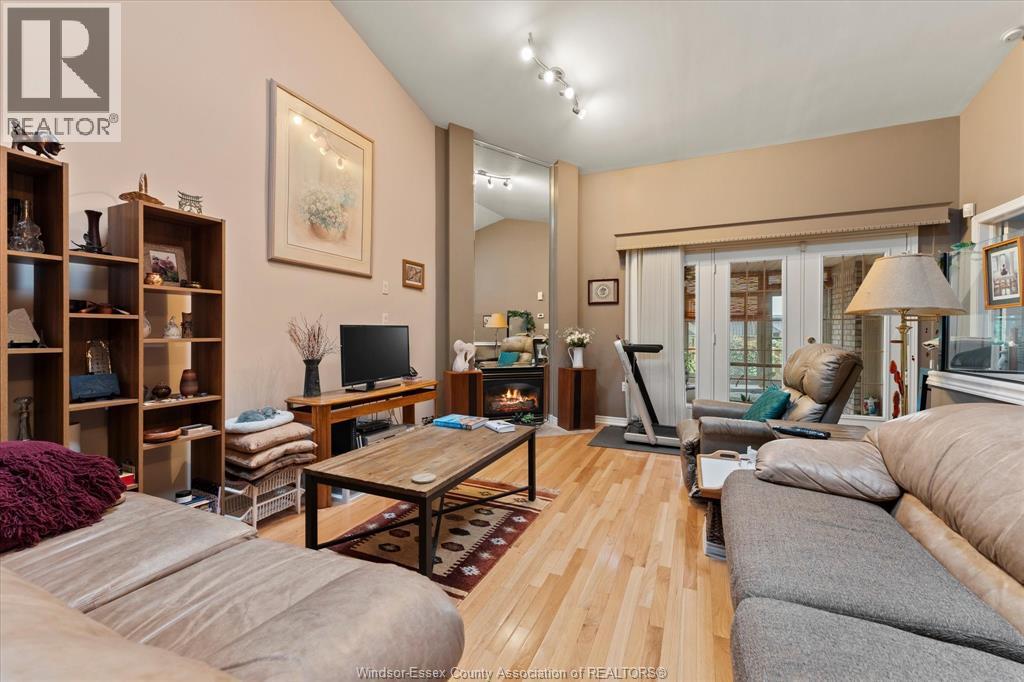 7 Cherokee Lane, Leamington, Ontario  N8H 5H8 - Photo 6 - 26021828