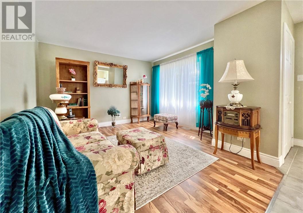 100 Hillcrest Street, Levack, Ontario  P0M 2C0 - Photo 16 - 2130188