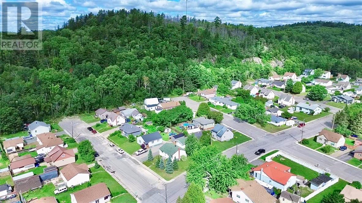 100 Hillcrest Street, Levack, Ontario  P0M 2C0 - Photo 35 - 2130188
