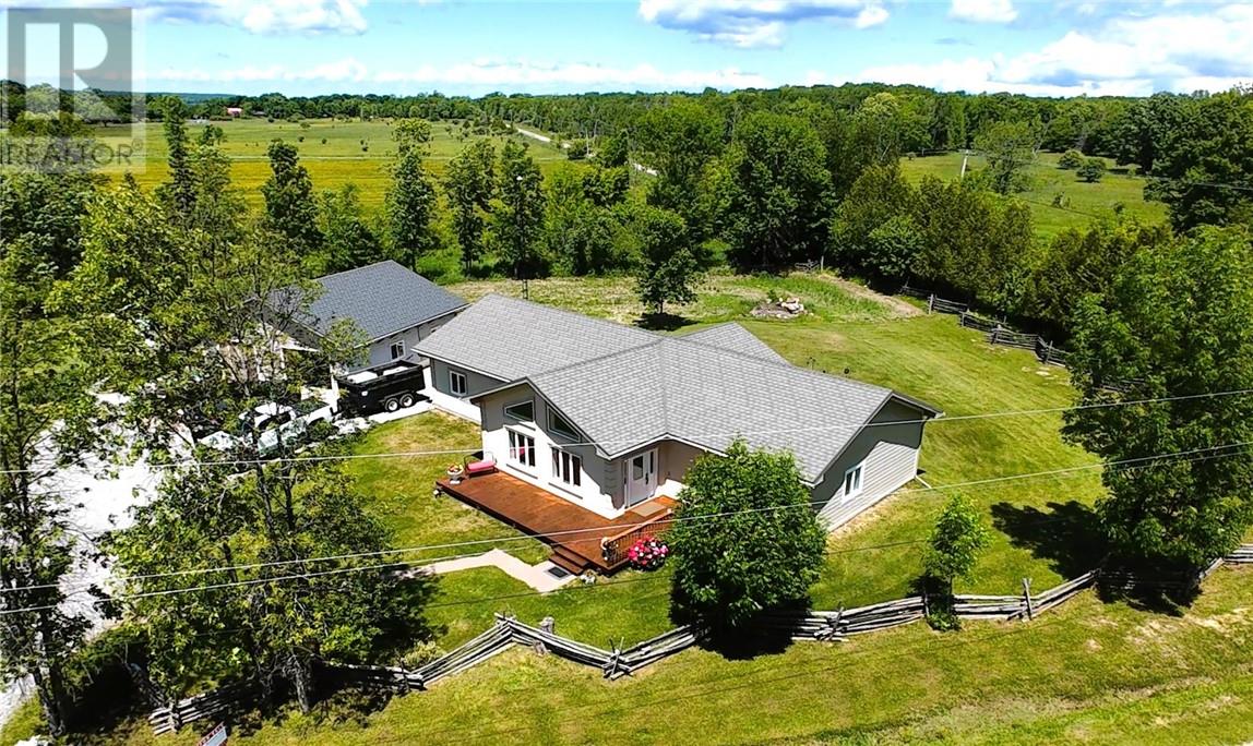 14 Maplewood Trail, Kagawong, Ontario  P0P 1J0 - Photo 3 - 2130157