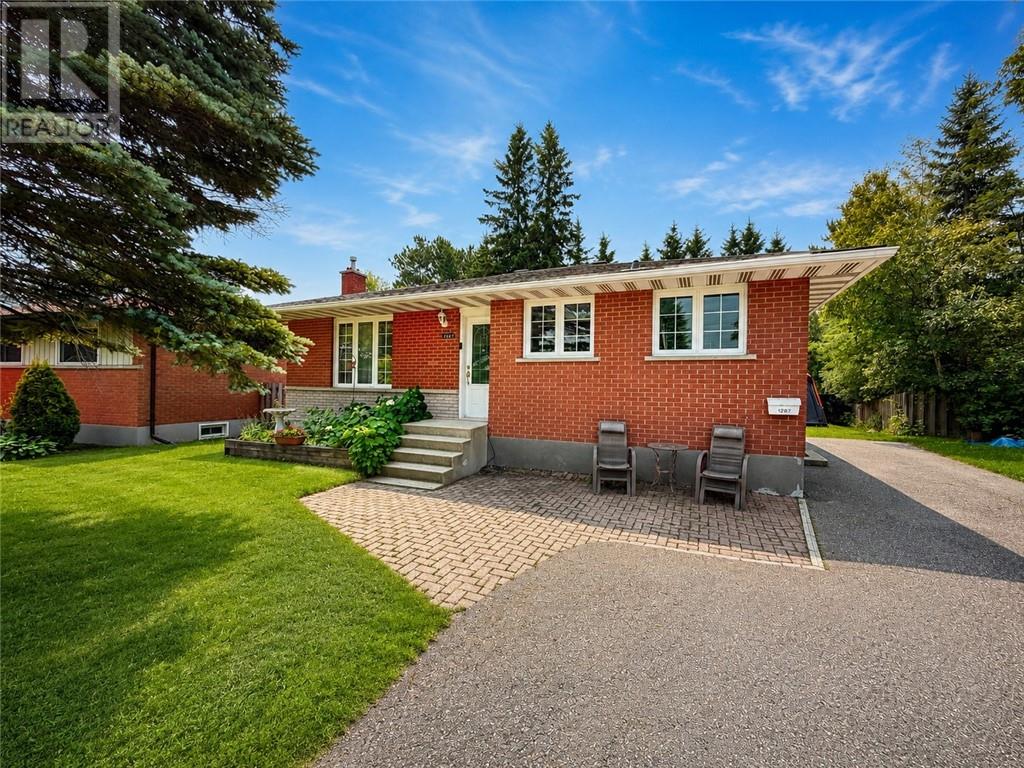 1287 Lillian Boulevard, Greater Sudbury, Ontario