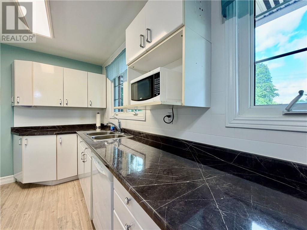 1287 Lillian Boulevard, Greater Sudbury, Ontario  P3A 2R9 - Photo 4 - 2130130