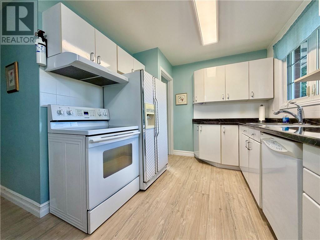 1287 Lillian Boulevard, Greater Sudbury, Ontario  P3A 2R9 - Photo 8 - 2130130