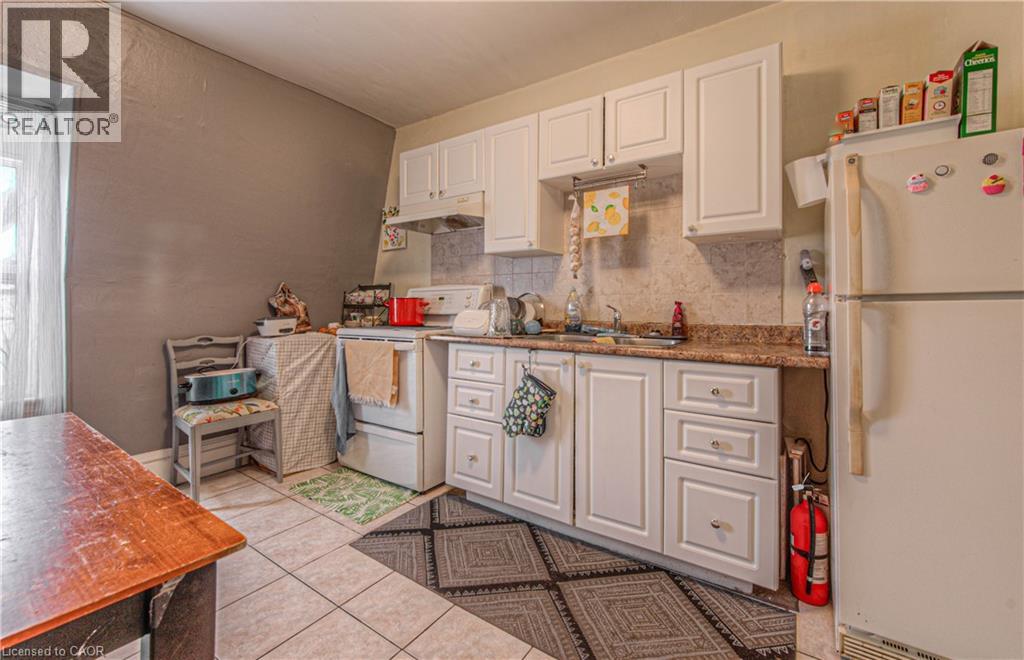 156 Grand Avenue S, Cambridge, Ontario  N1S 2M4 - Photo 12 - 40861140