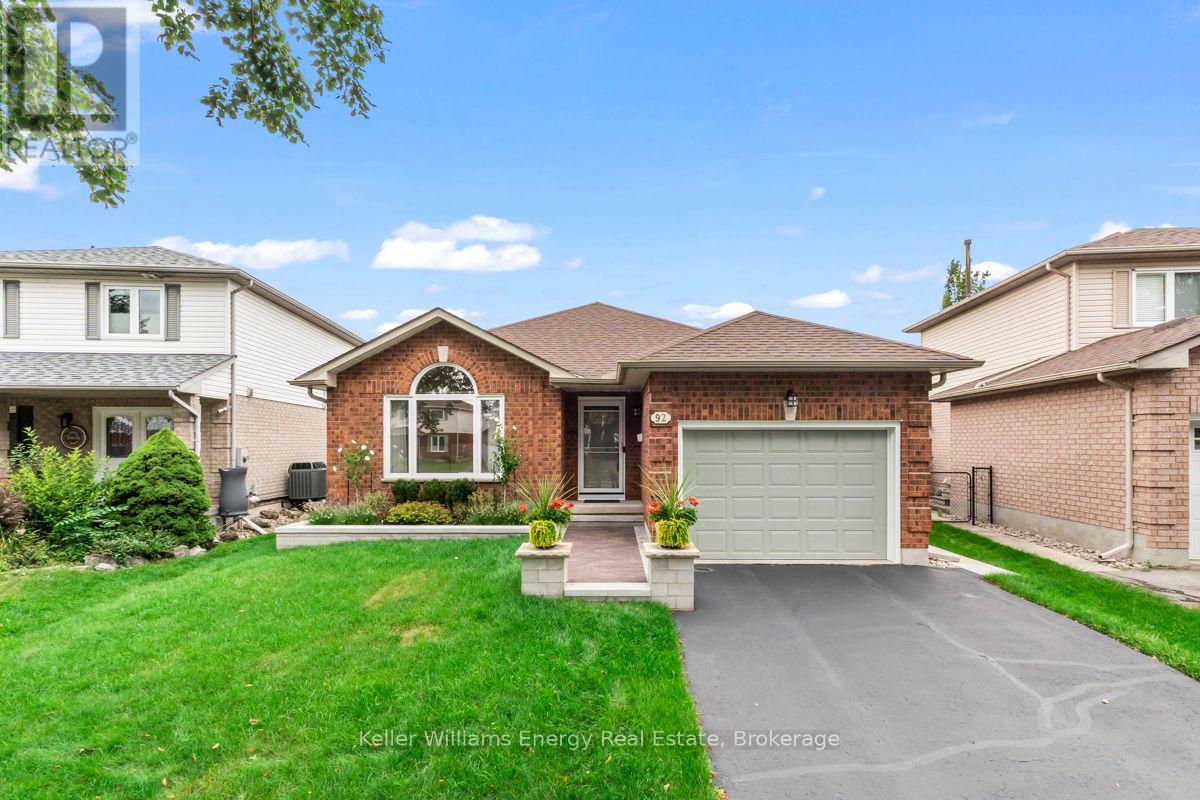 92 GEORGE REYNOLDS DRIVE, Clarington, Ontario