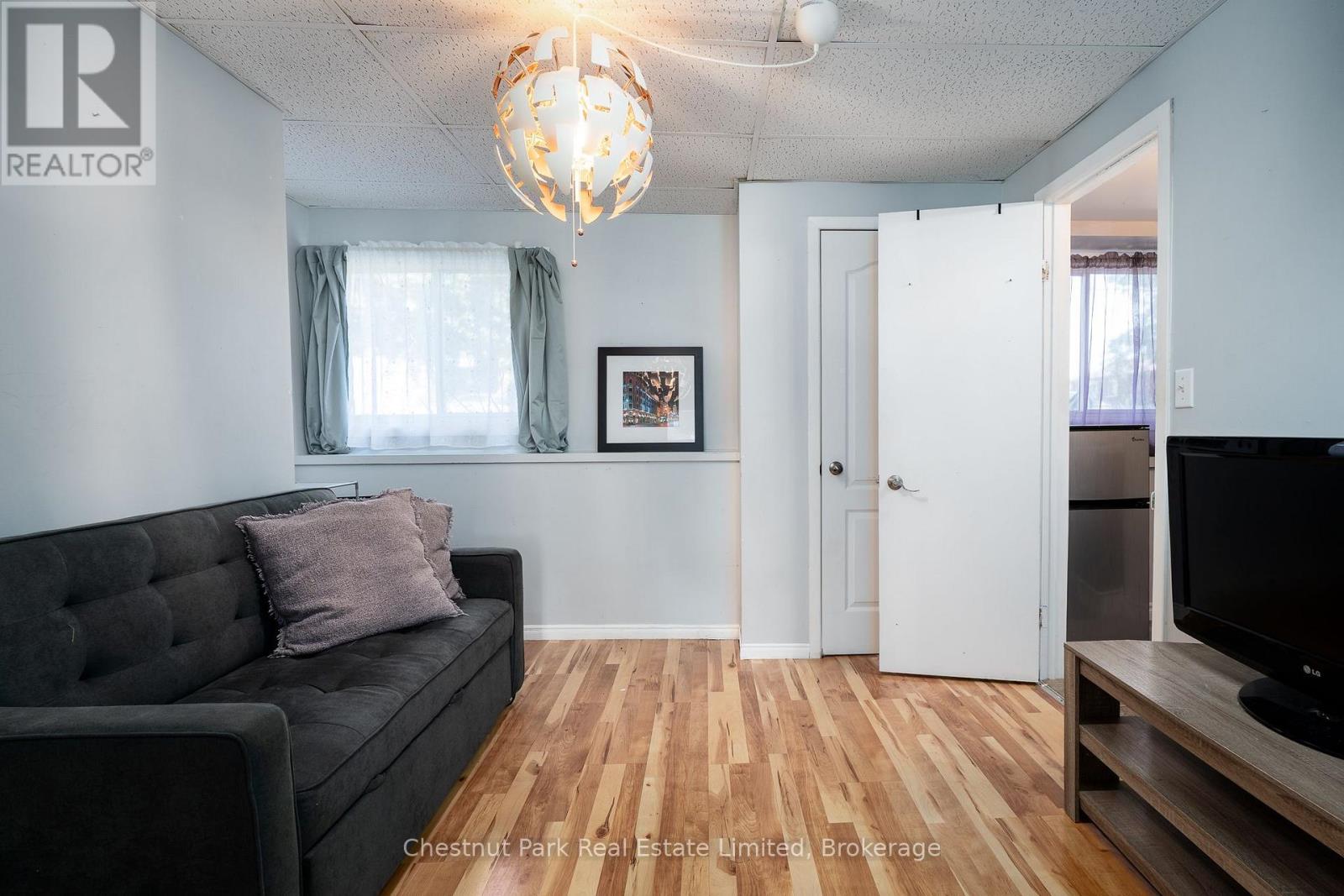 6 Spencer Street, Prince Edward County, Ontario  K0K 2T0 - Photo 23 - X13754056